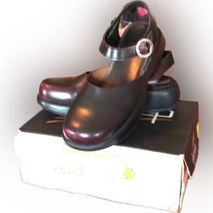 Dansko maryjane dark burgundy color